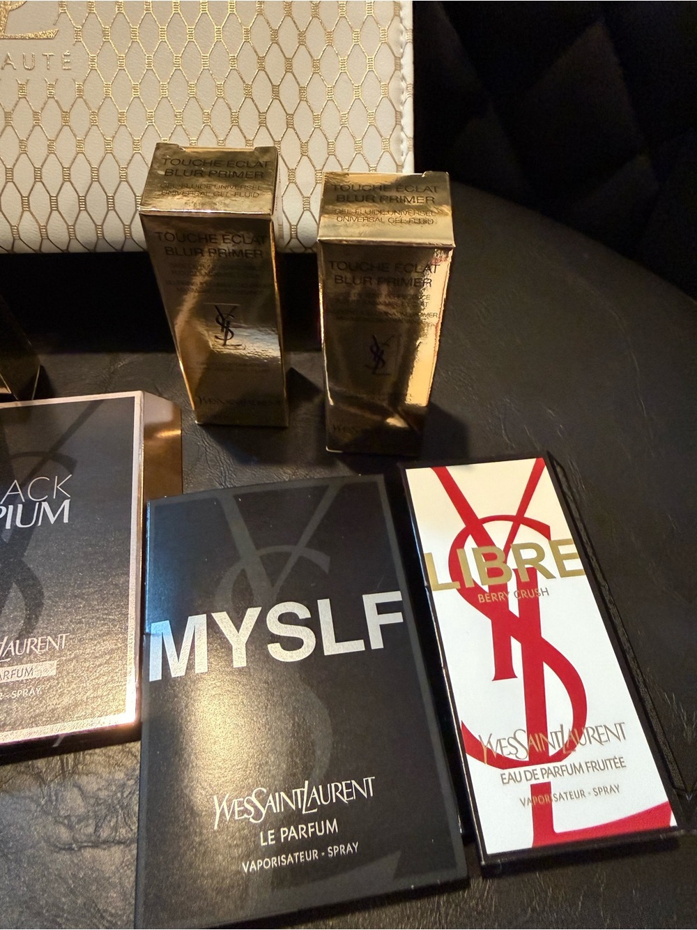 YSL Beauty Makeup Bag with Samples - Picture 4 of 9